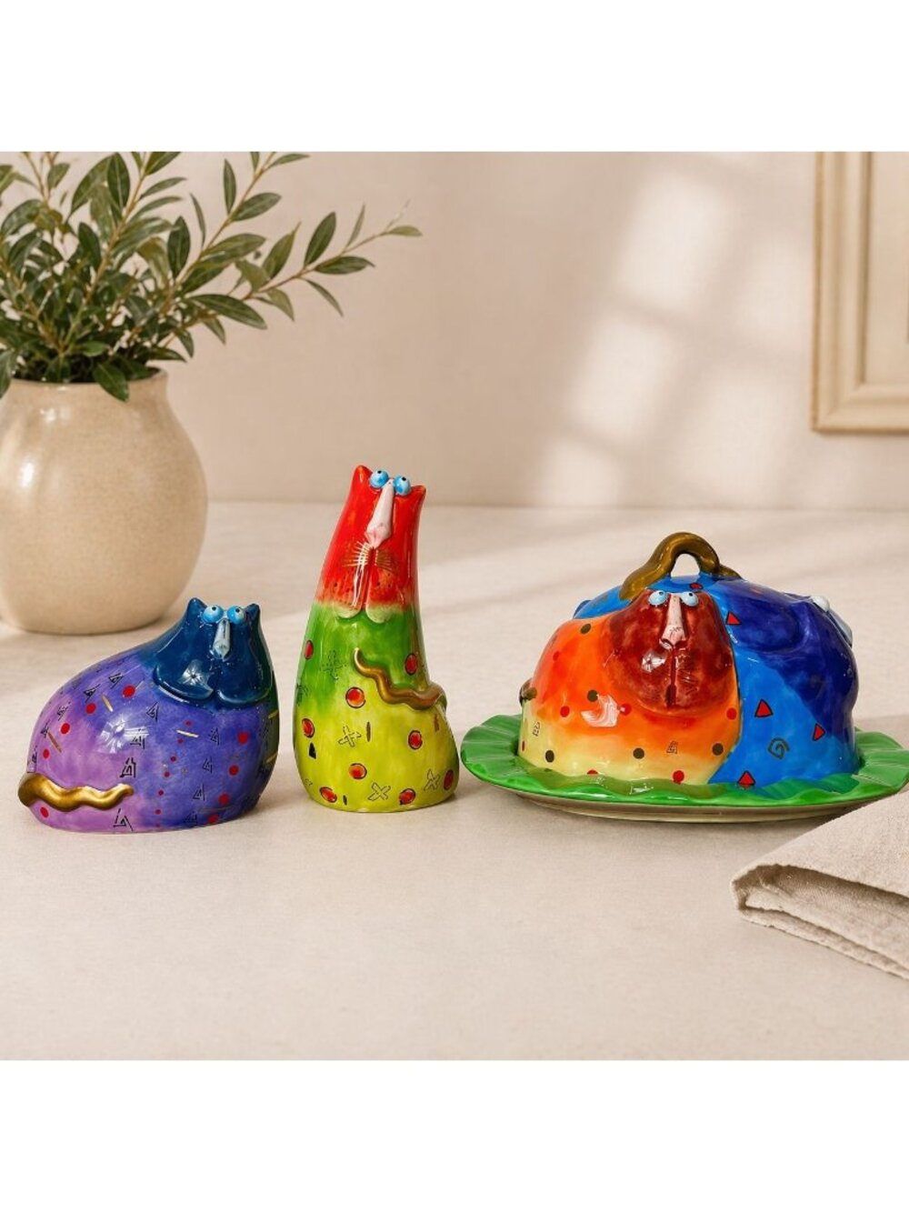 Studio Designworks Joy Cats Folk Art Kitchen Salt Pepper Shakers Butter Dish Set